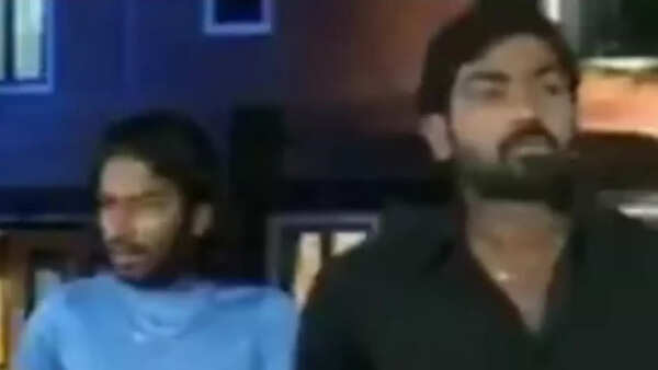 Dinesh Stills