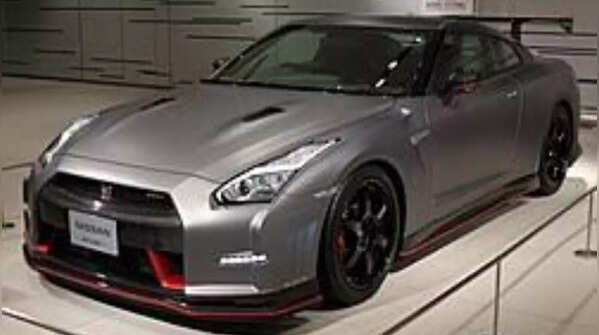 Nissan GT-R