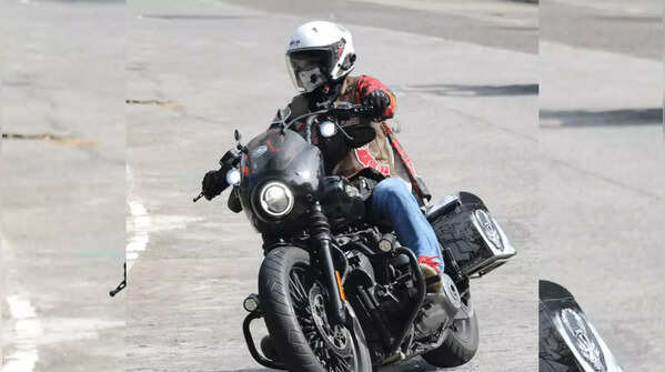 Relaxed riding position