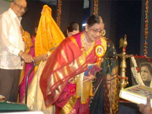 Anjali Devi Stills