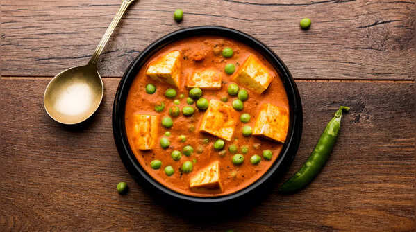 Matar Paneer