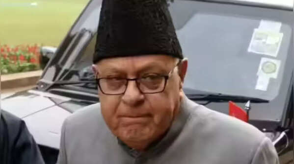 Farooq abdullah recalls gun attack
