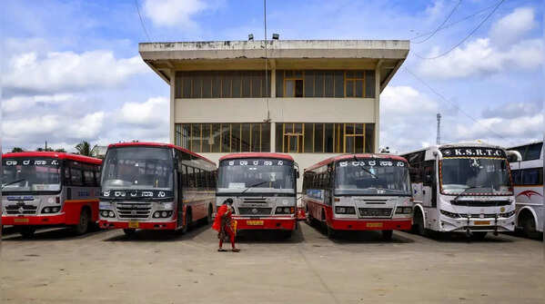 <strong>PSU Model Vs Private Operators</strong>