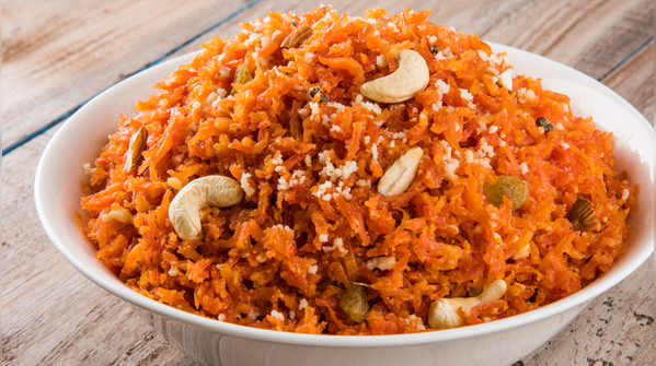 Carrot and coconut halwa (light version)