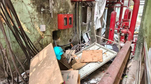 Suspected short circuit behind blaze
