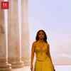 Article image for: Shilpa Shetty shows how it’s done on the ramp
