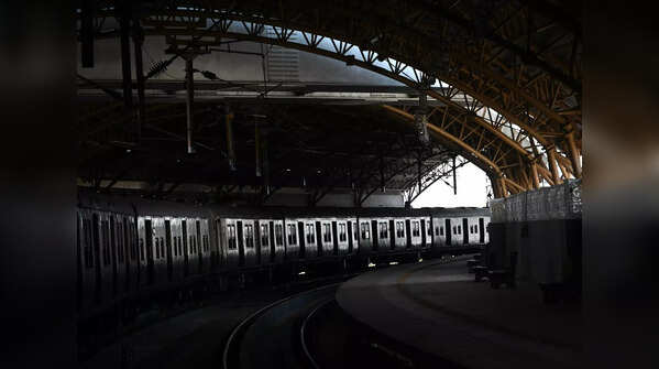 Confusing Navigation Inside Stations