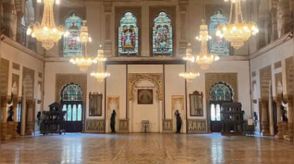 A palace with more than 170 rooms