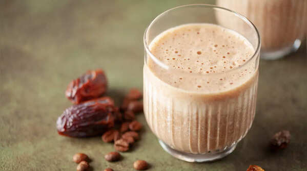 Chocolate Peanut Protein Smoothie