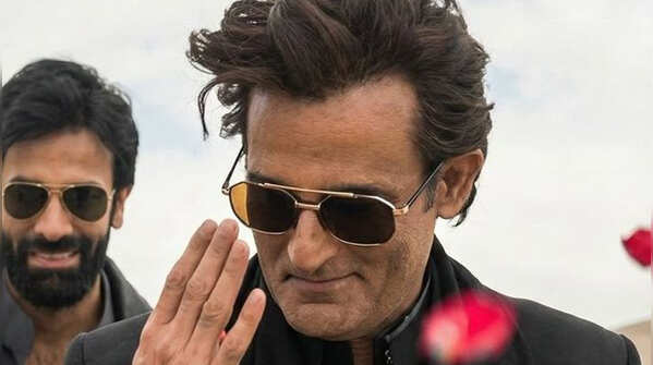 Akshaye Khanna as Rehman Dakait