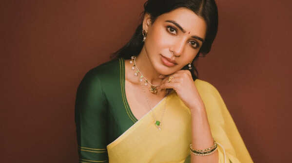 Thoughtful accents and green glass bangles