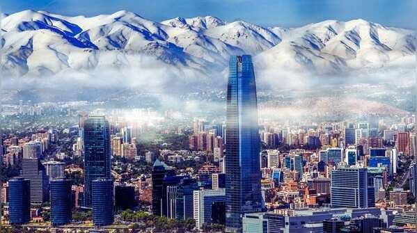 Santiago - A capital with a mix of the old and the new