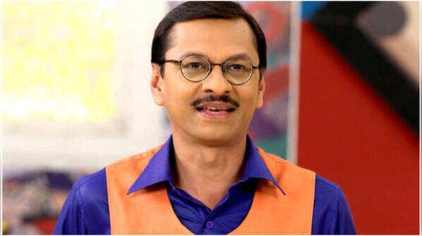Shyam Pathak as Popatlal