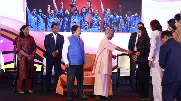The Honourable CM honours the remarkable Women’s Blind Cricket Team at #TOISA2025