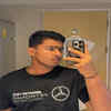 Article image for: Mirror <i class="tbold">selfie</i>s