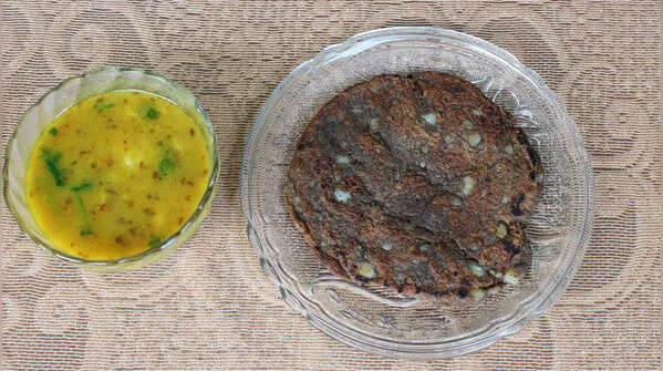 Kuttu Cheela and Curd