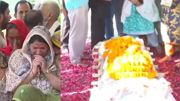 Family, volunteers attend cremation