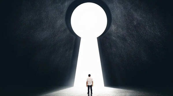 Be an “Anti‑Fragile” Wartime Leader, Not a Peacetime Warrior