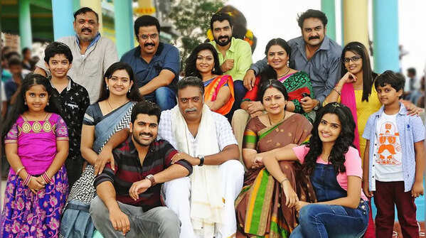 ‘Sathamanam Bhavati’ (2017)