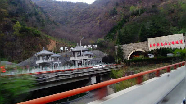 Zhongnanshan Tunnel (China) - 18.04 km