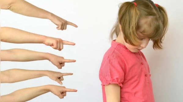5 phrases that can emotionally hurt a child