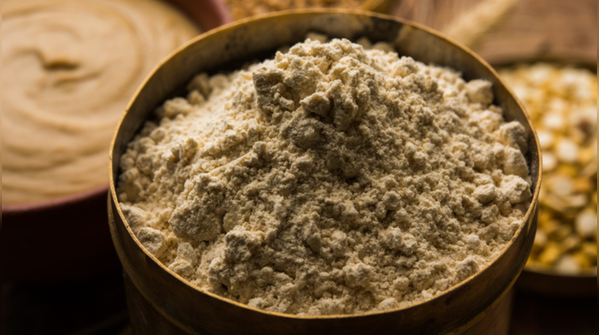 Sattu and roasted gram