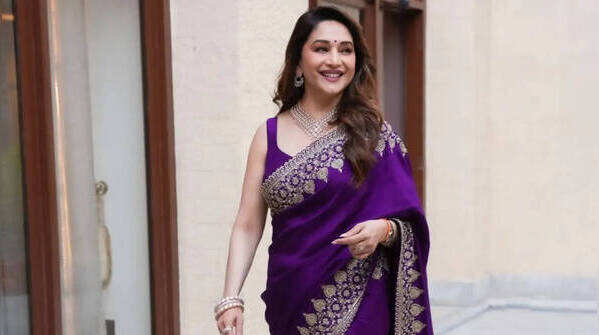 The saree: A royal purple moment