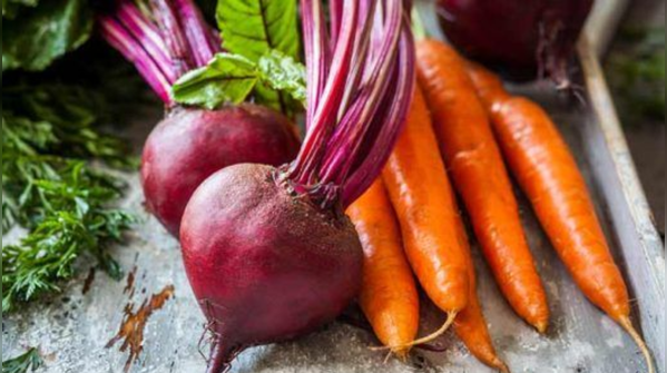 The Dullness Destroyer: Carrot and Beetroot