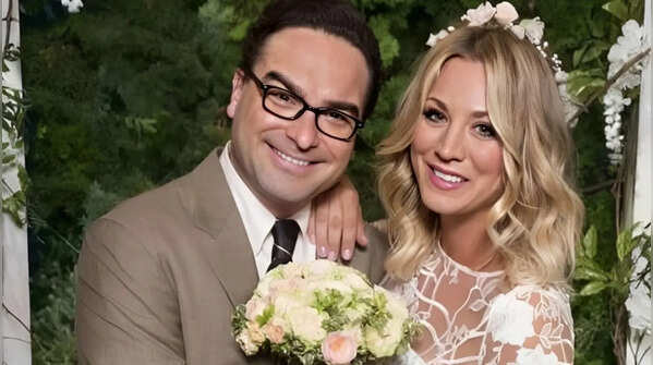 Kaley Cuoco and Johnny Galecki from 'The Big Bang Theory'