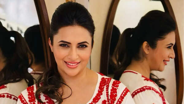 Divyanka Tripathi Images
