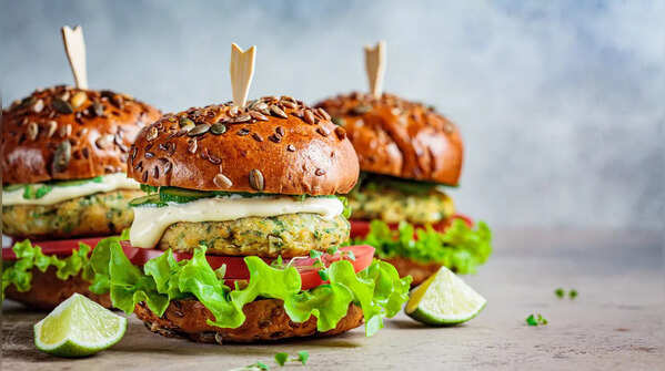 How to make high-protein burgers at home without preservatives