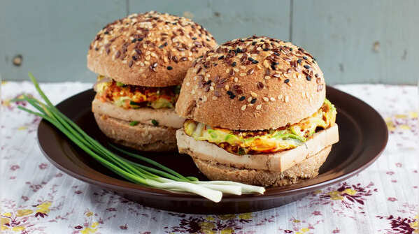Egg and Paneer Burger