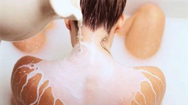 Milk bath for soft and glowing skin