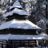 A nail-free pagoda