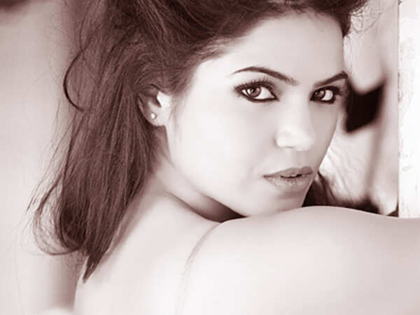 Rekha Rana Wallpapers
