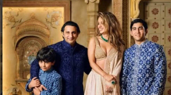 The ultimate hype man