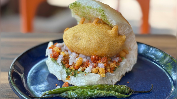 Vada pav