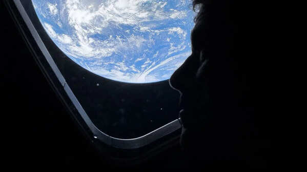 NASA shares Artemis II commander Reid Wiseman’s iPhone 17 image