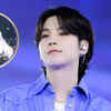 ​When Suga bowed to his parents in the crowd