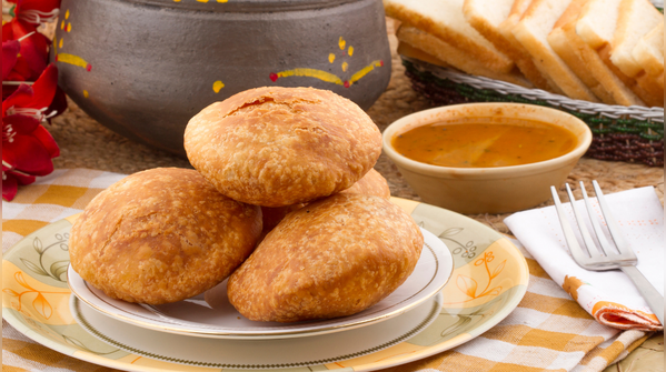 Kachori sabzi