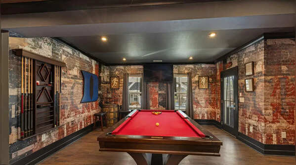 Industrial chic theme