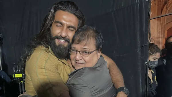 Rakesh Bedi Images