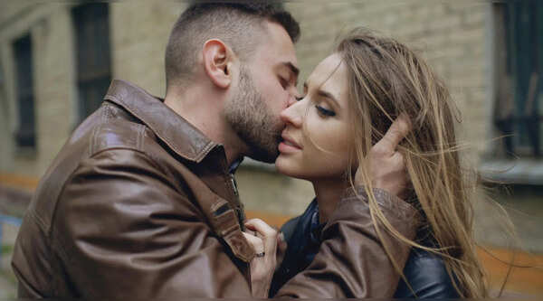 What kind of relationship dynamic feels healthiest to you?