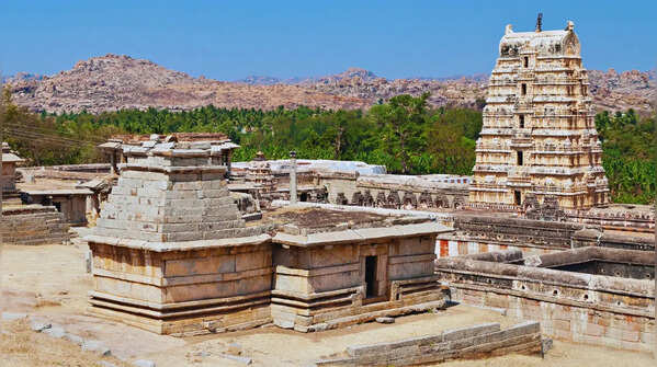 Virupaksha Temple - Pinhole camera effect