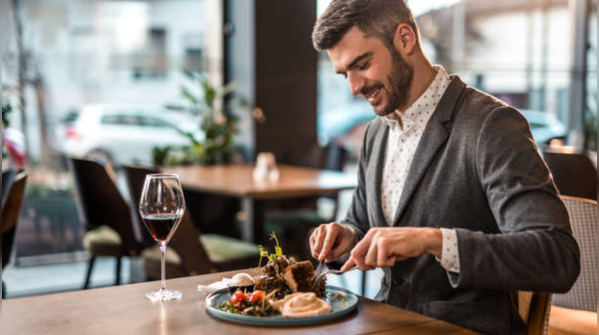 Is there an optimal eating pattern for people with irregular schedules, like shift workers or frequent travelers?