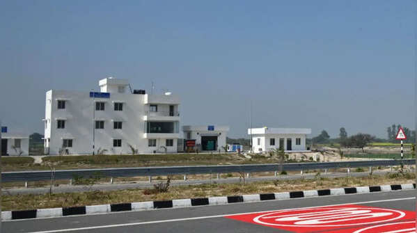Six-lane corridor designed for 120 kmph