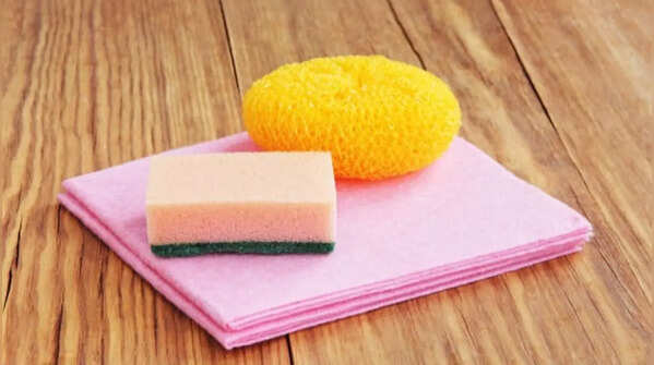 Kitchen sponges and dishcloths