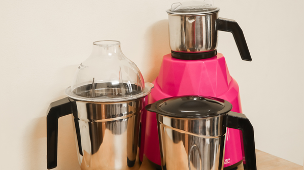 9 foods you should avoid grinding in a mixer grinder