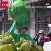 Article image for: Chinese Artist Kong Ning’s Balloon ‘Dinosaur’ Look STUNS Beijing; Earth Day Message Goes Viral