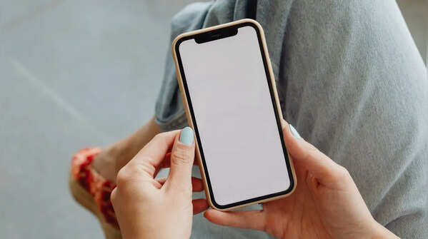 Beat jet lag by syncing early